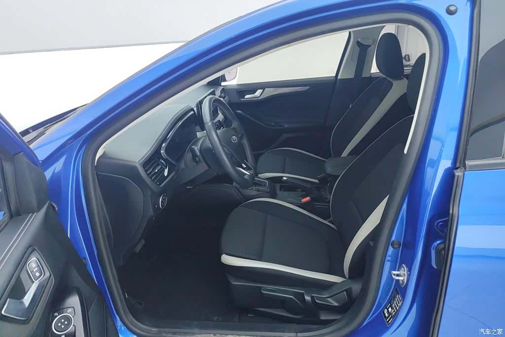 Ford Focus, 2021 9