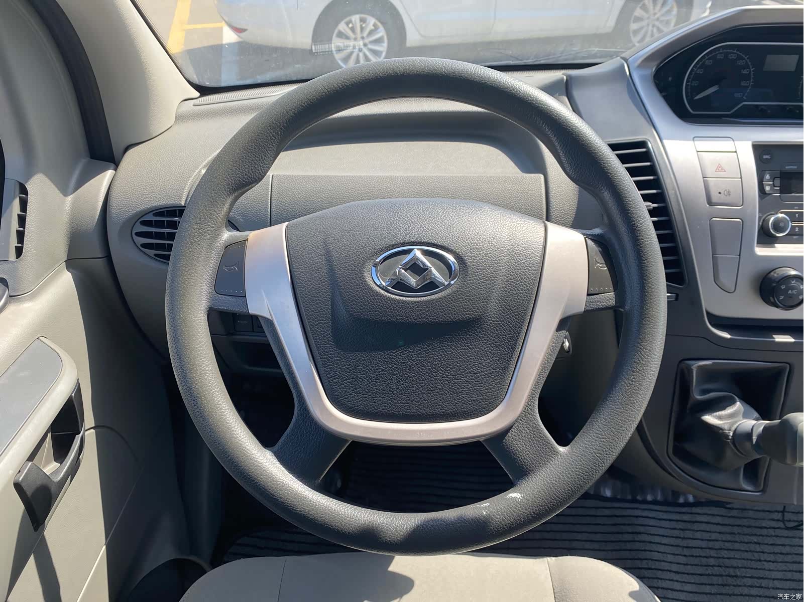 Maxus V80, 2018 9
