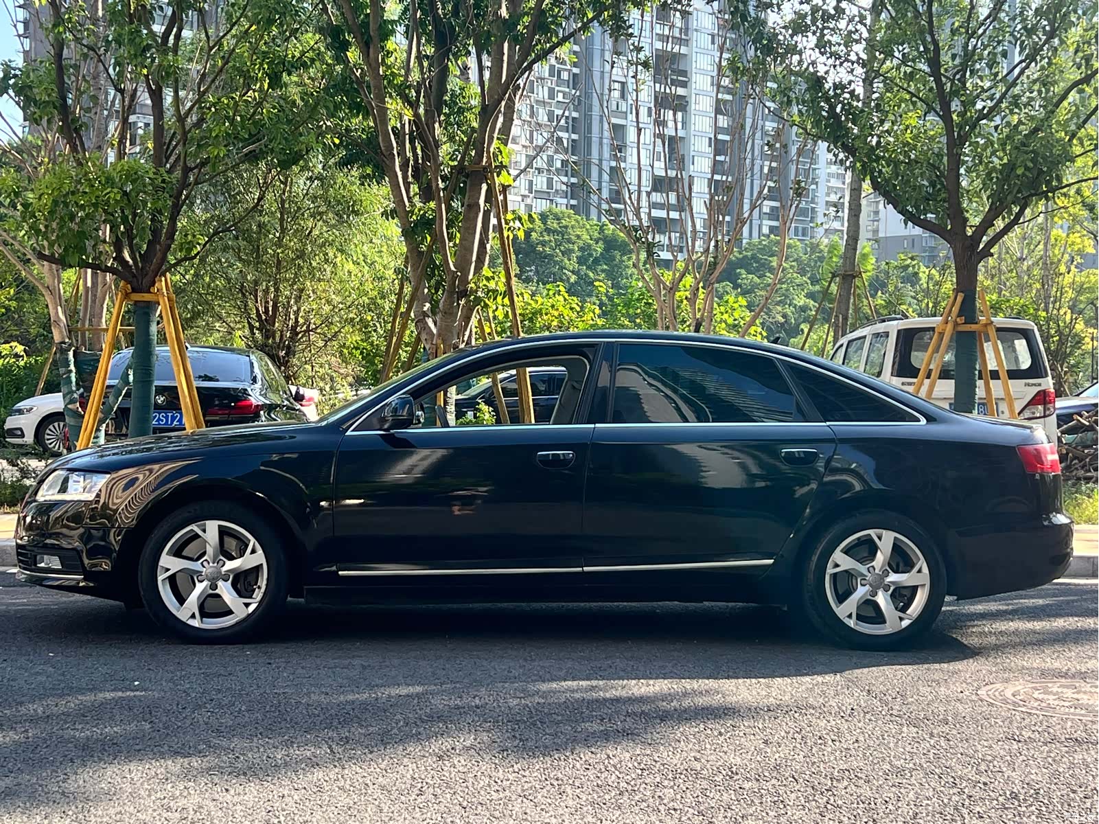 Audi A6L, 2012 8