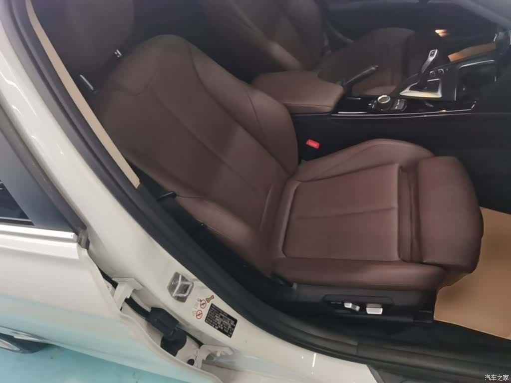 BMW 3 Series, 2018 25