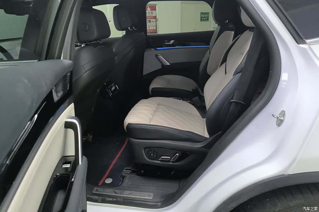 BYD Tang, 2023 11