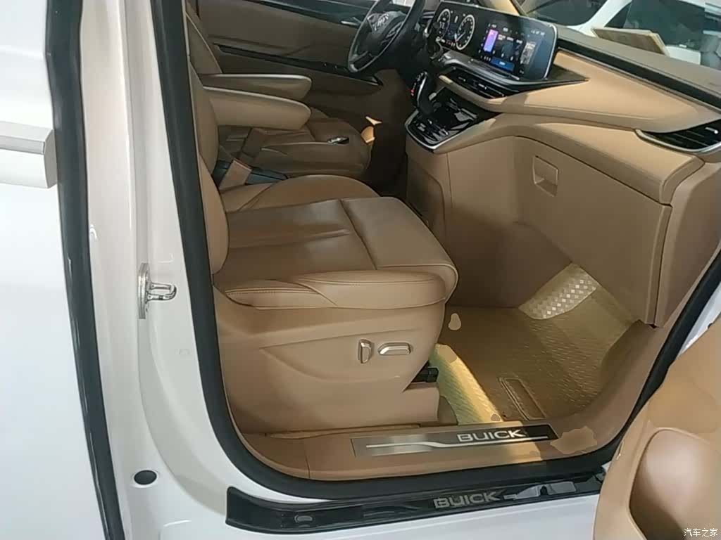 Buick GL8, 2020 25