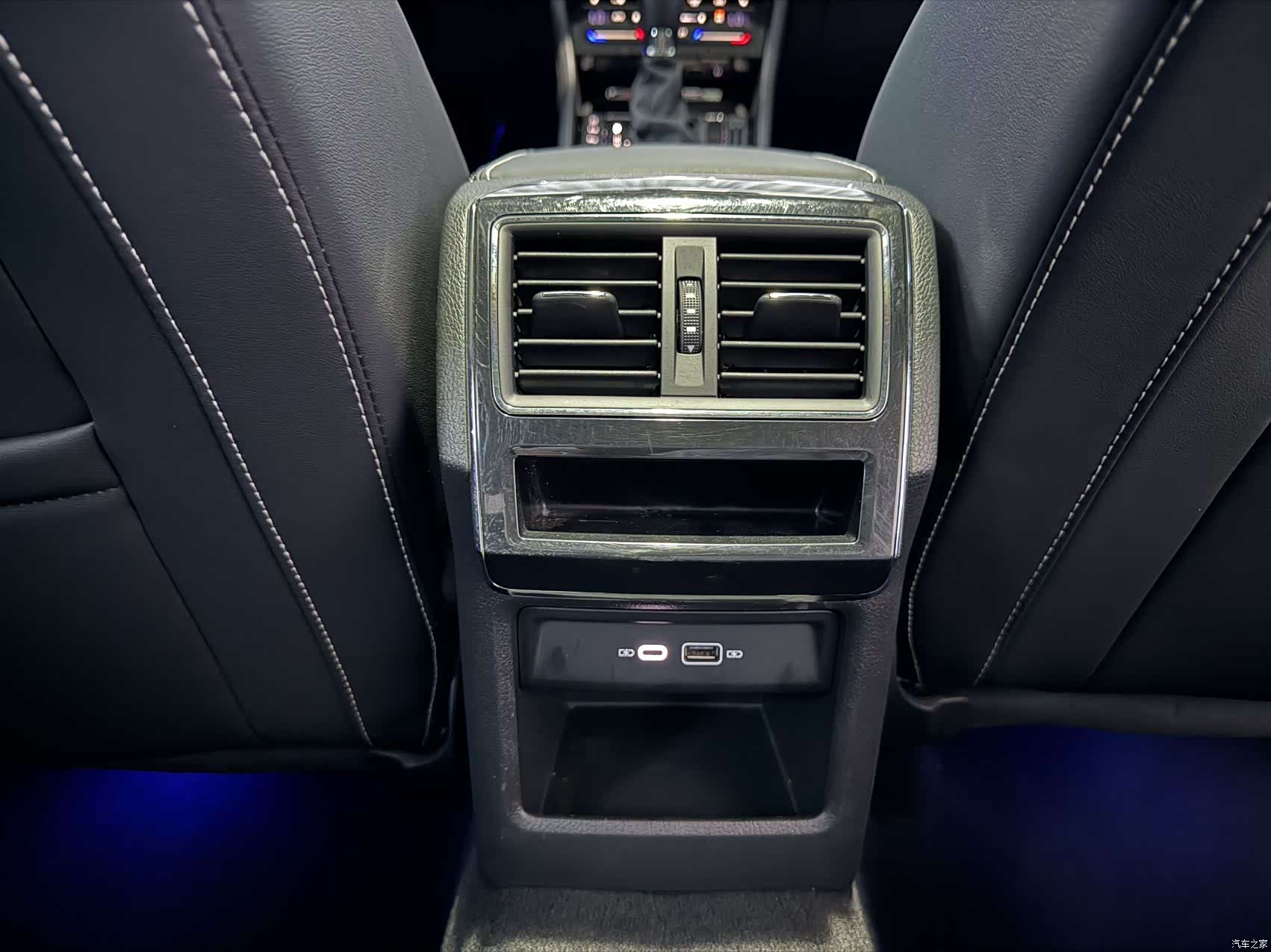 Skoda Superb, 2023 15