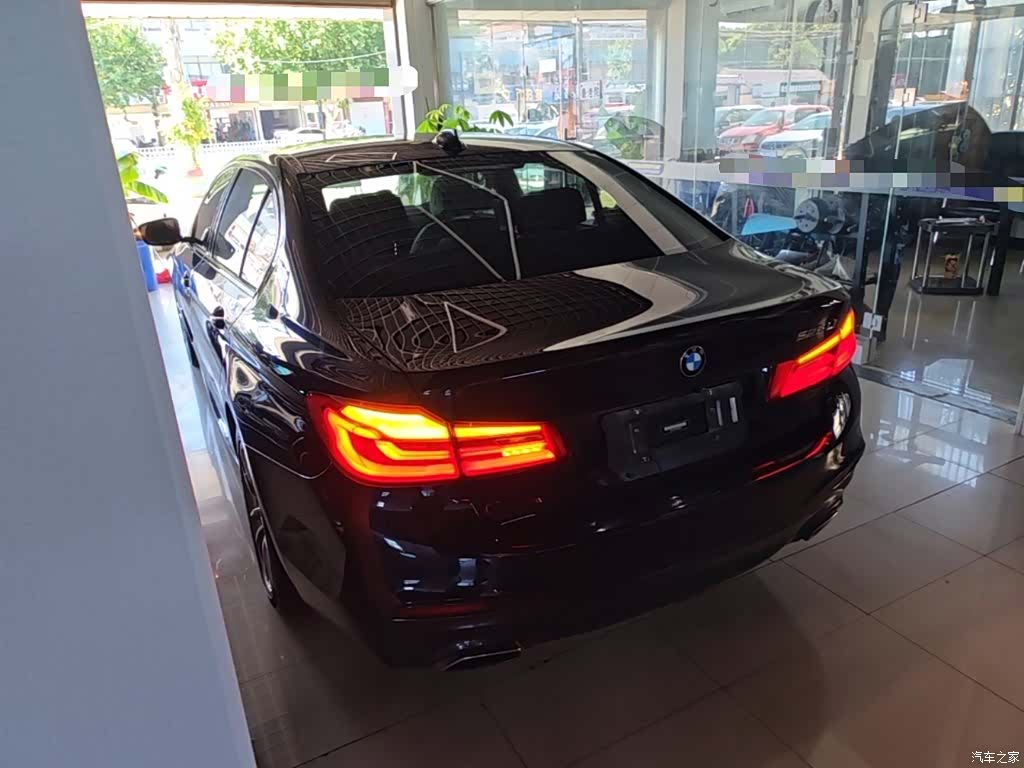 BMW 5 Series, 2019 все фото