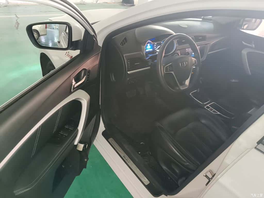 Geely Emgrand, 2017 16