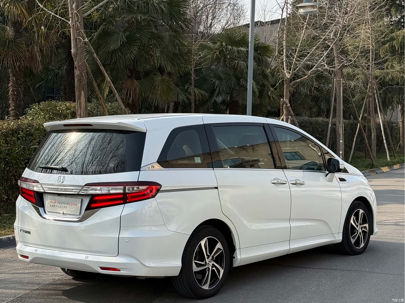 Honda Odyssey, 2016 все фото