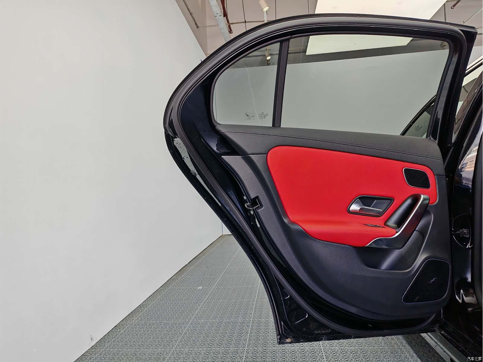 Mercedes-Benz A-Class, 2025 14