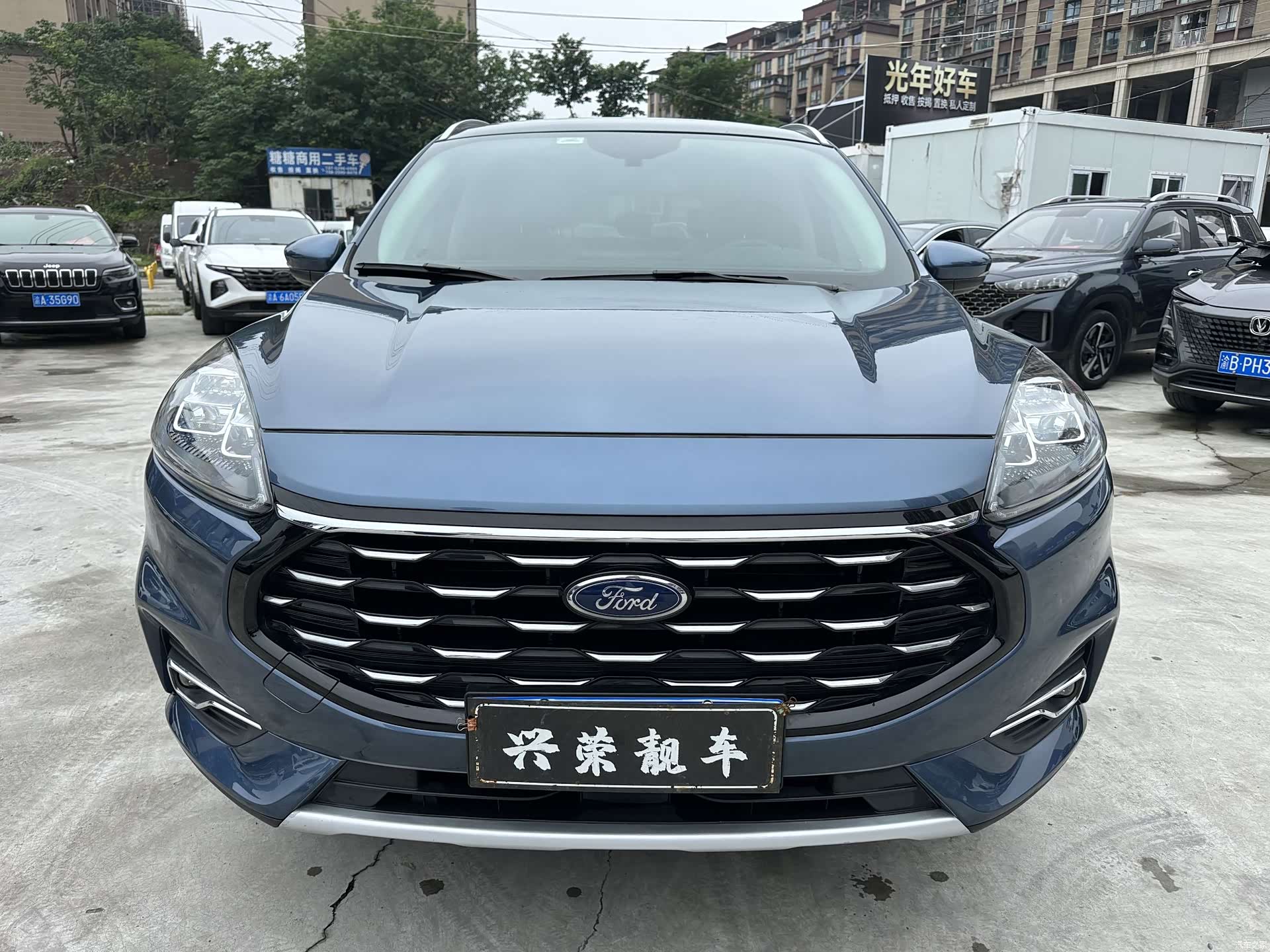 Ford Escape, 2023 2