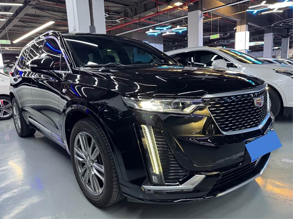 Cadillac XT6