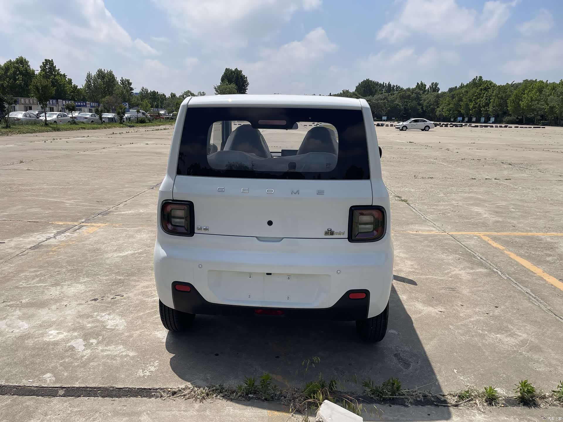 Geely Panda, 2026 6