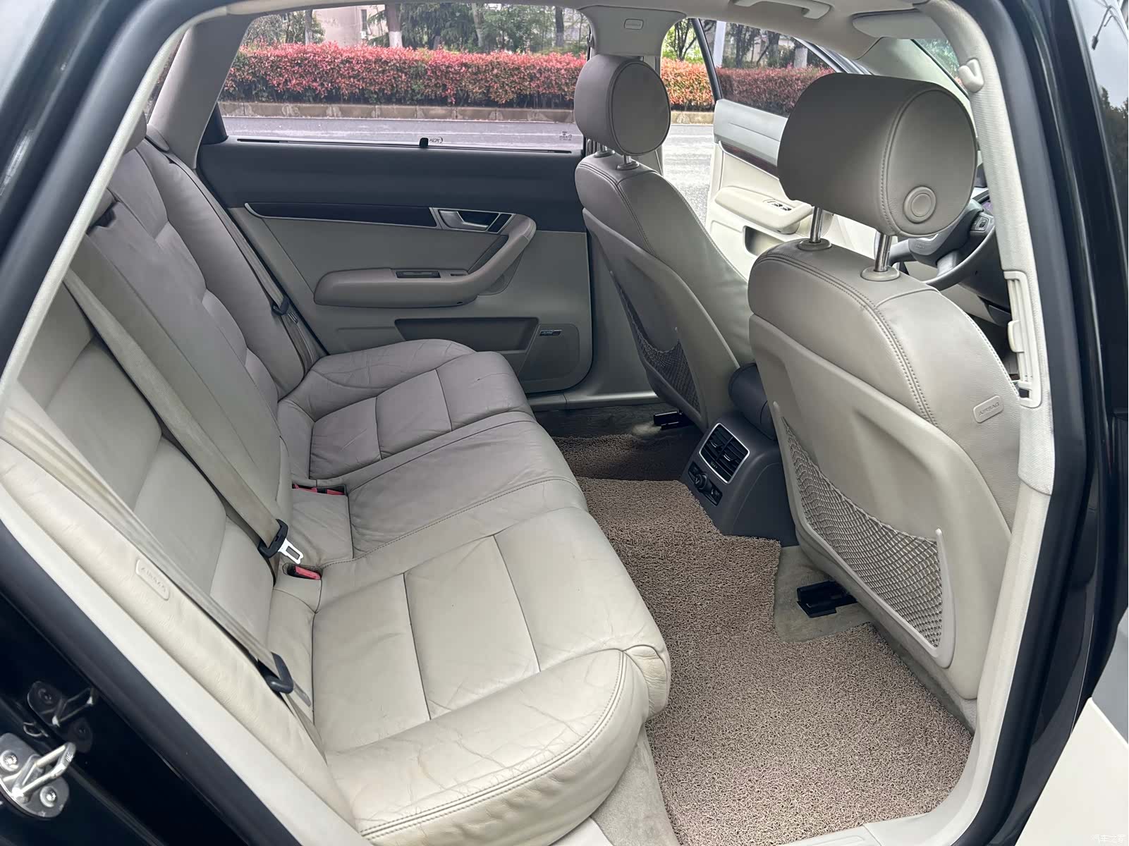 Audi A6L, 2009 10