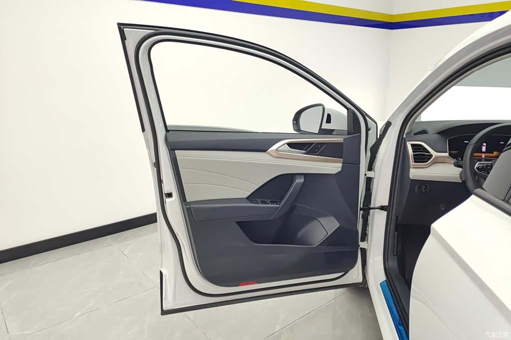 Volkswagen Tharu, 2024 7