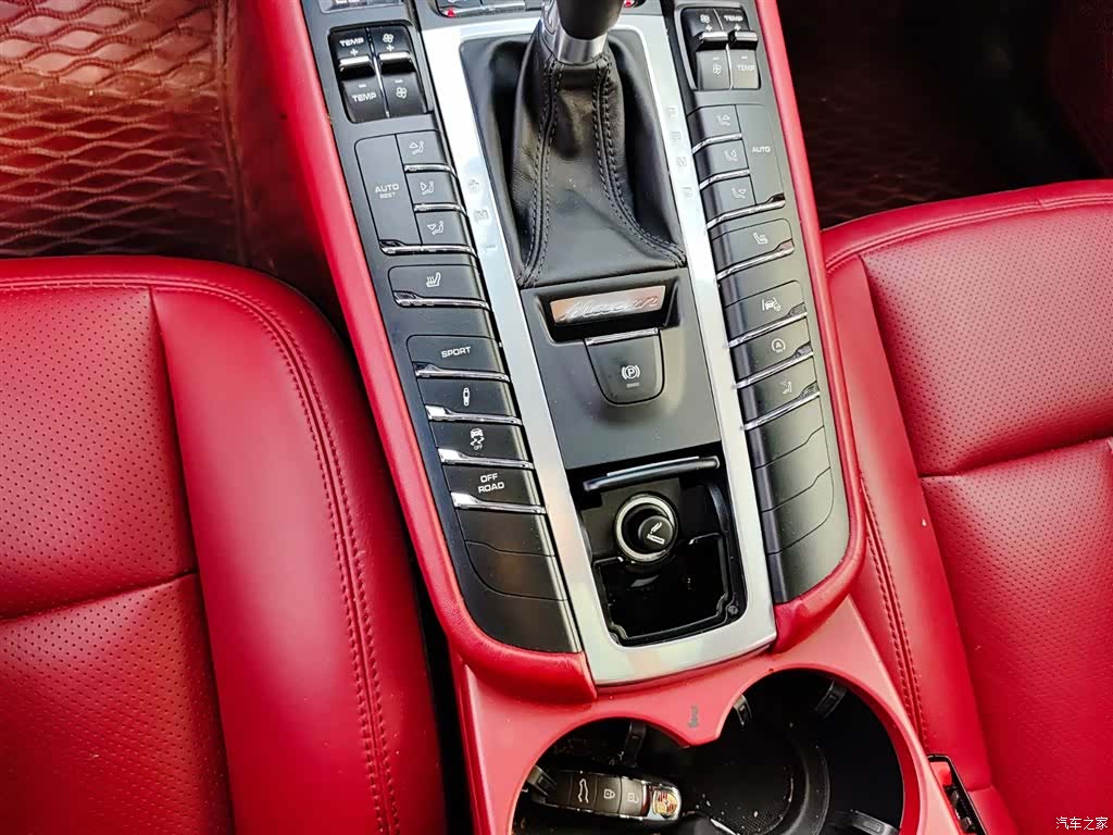 Porsche Macan, 2021 9