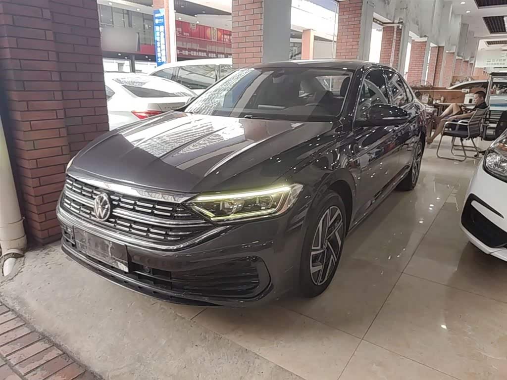 Volkswagen Sagitar 2023 200TSI DSG