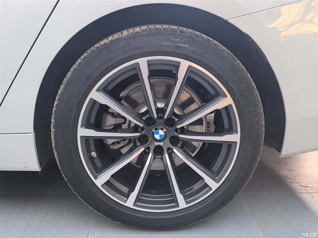 BMW 6 Series GT, 2024 18