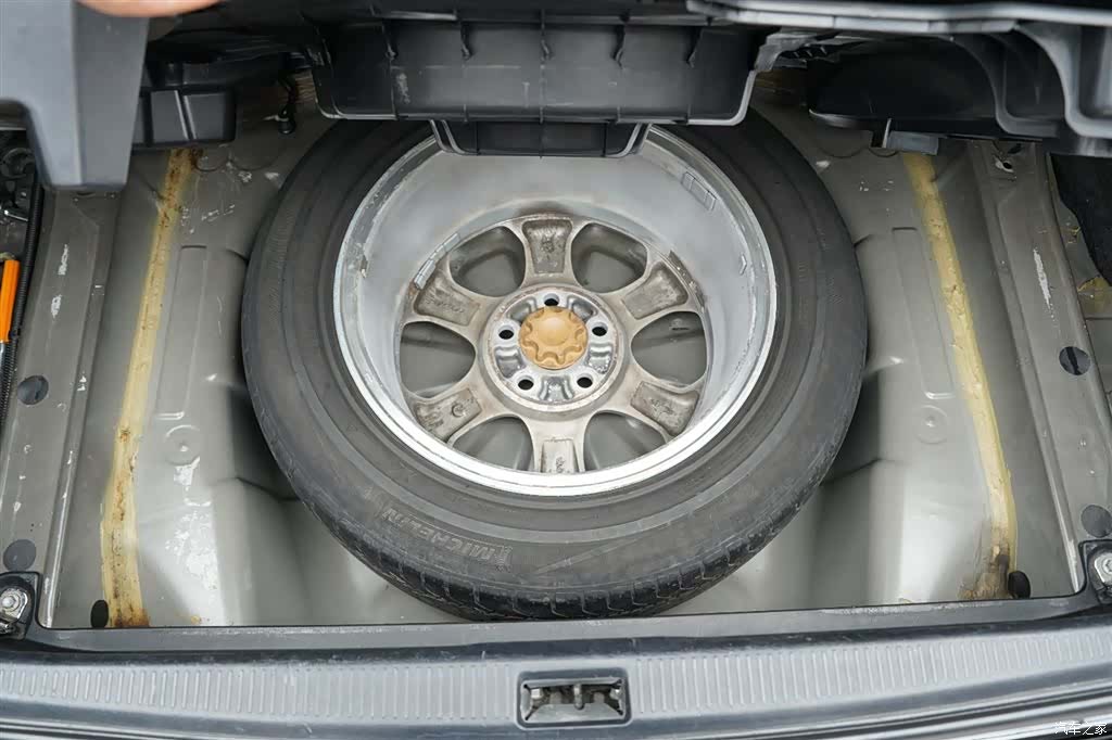 Lexus GS, 2004 25