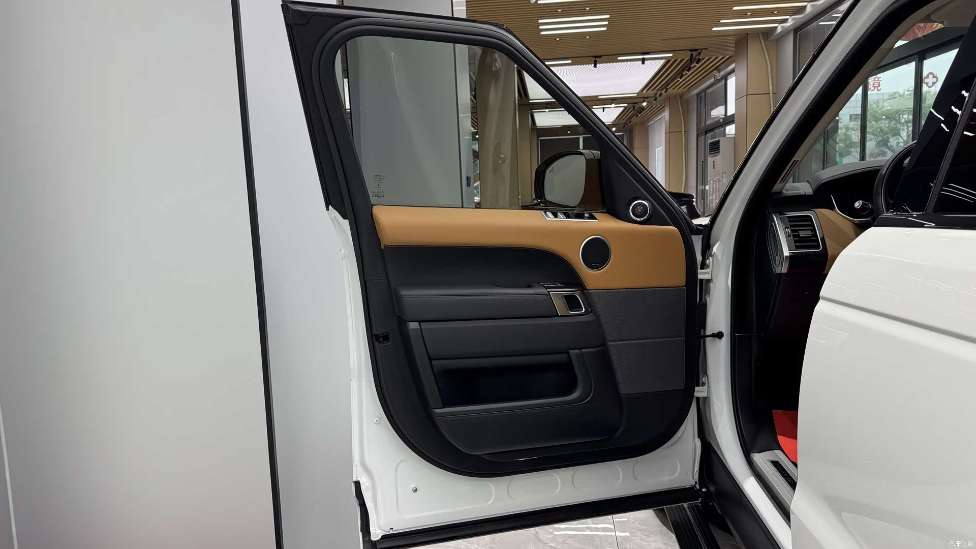 Land Rover Range Rover, 2022 11
