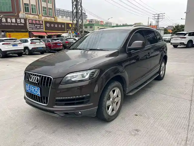 Audi Q7 2015 — купить из Китая под заказ