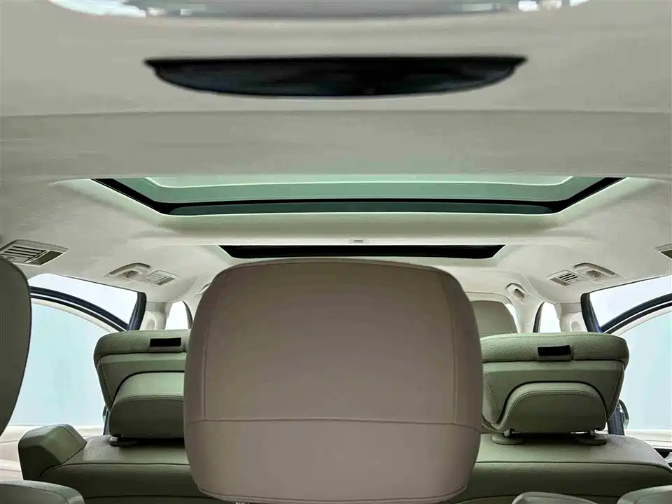 Mercedes-Benz V-class Mercedes-Benz V-class