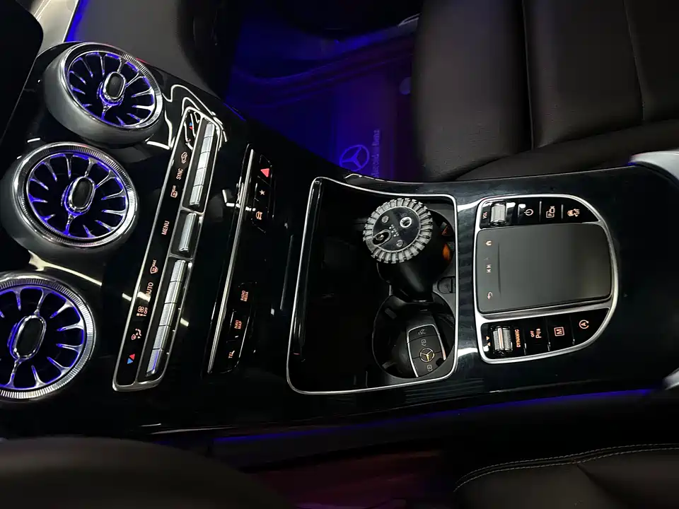 Mercedes-Benz GLC Mercedes-Benz GLC