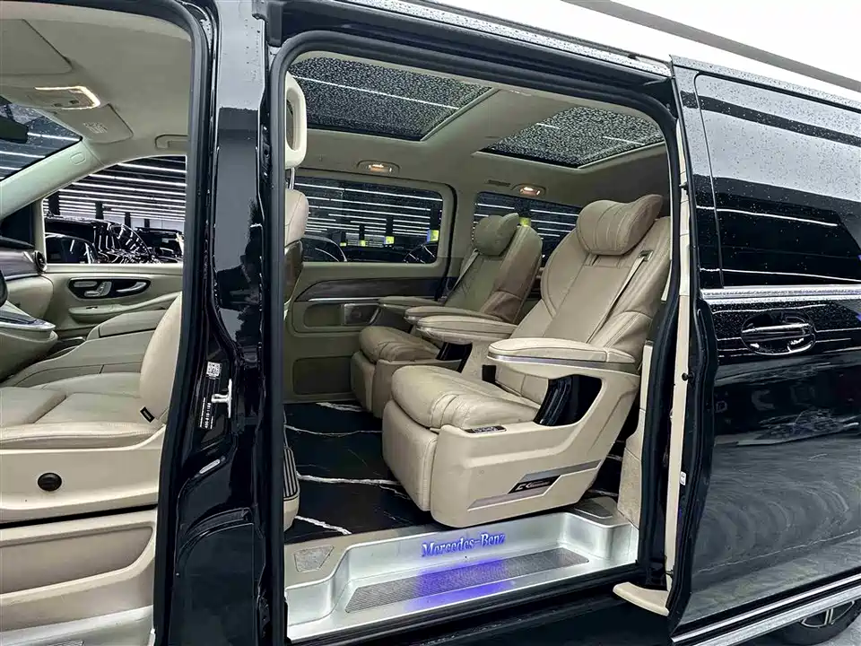Mercedes-Benz V-class Mercedes-Benz V-class