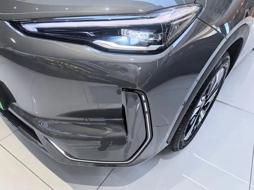 Geely Galaxy Galaxy E5