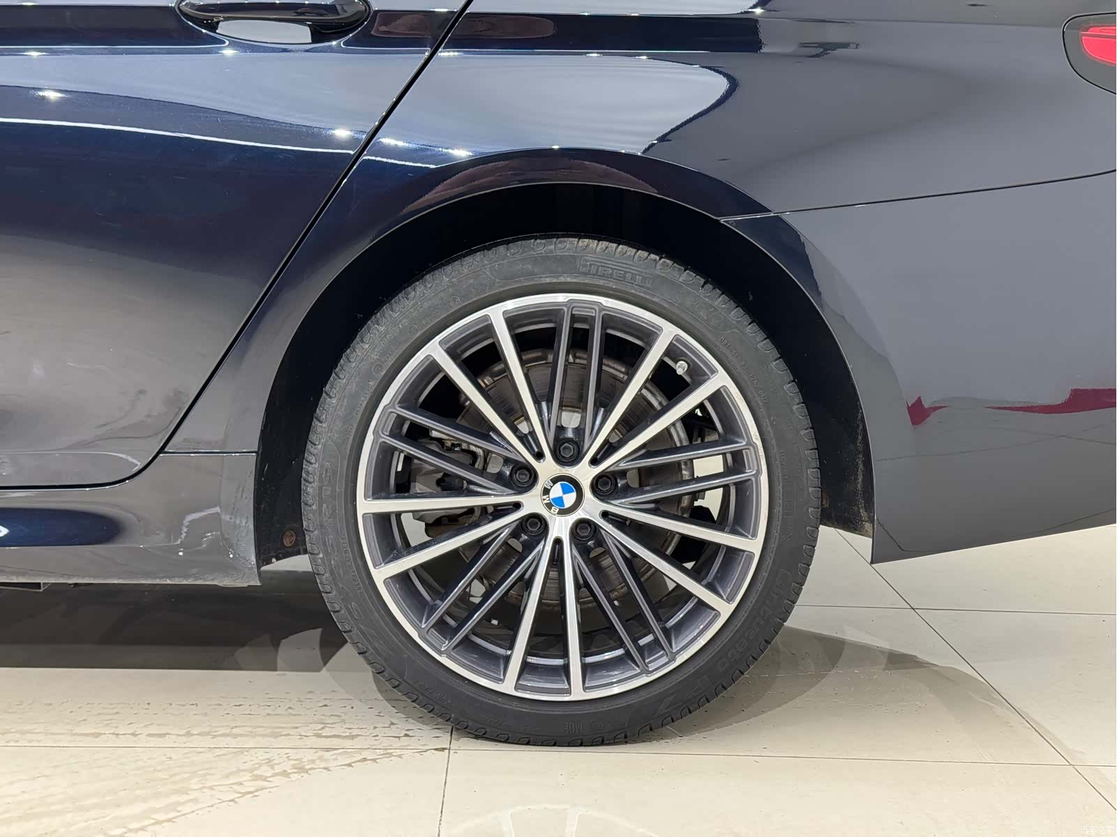 BMW 5 Series, 2022 9