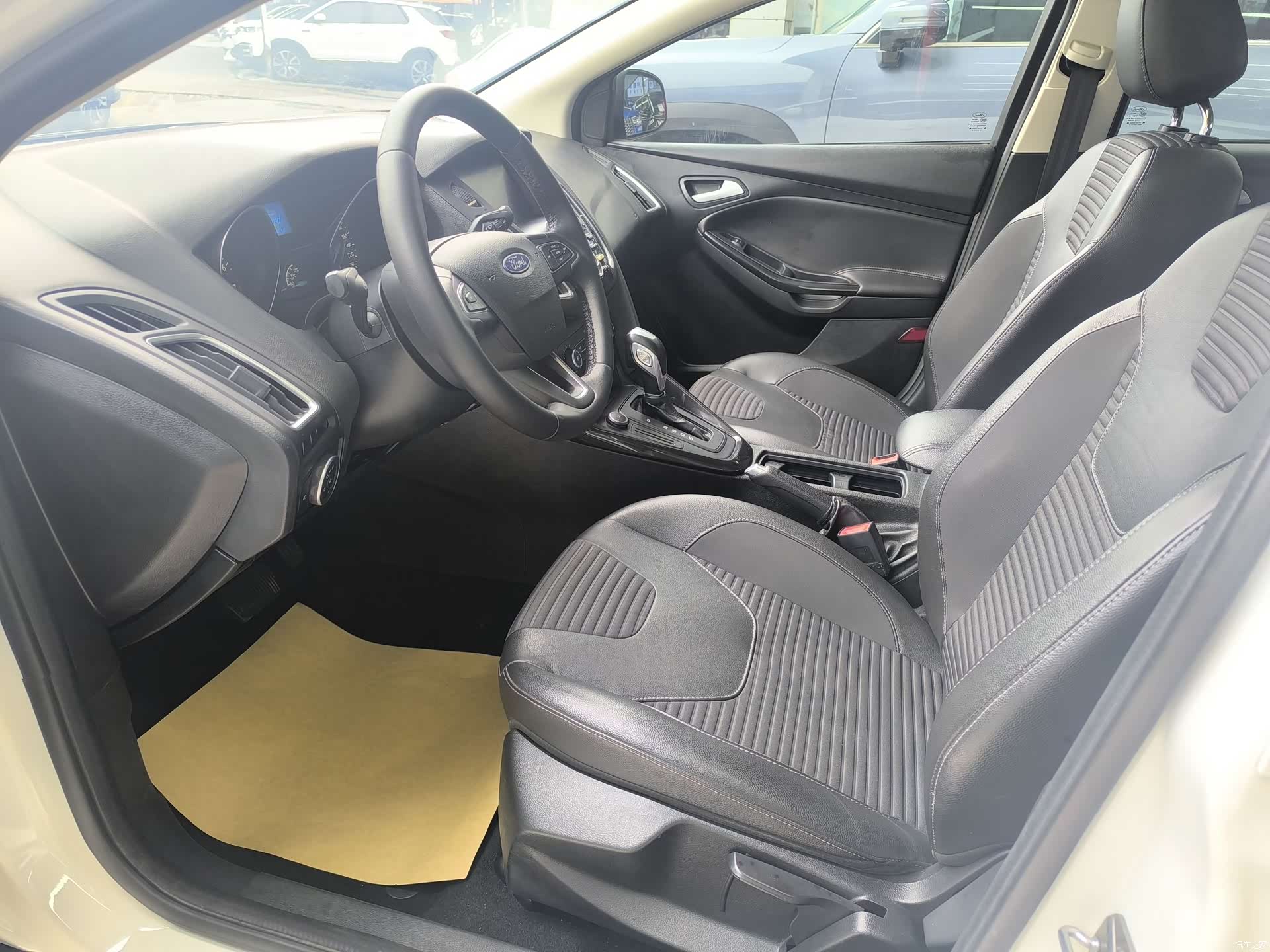Ford Focus, 2018 4