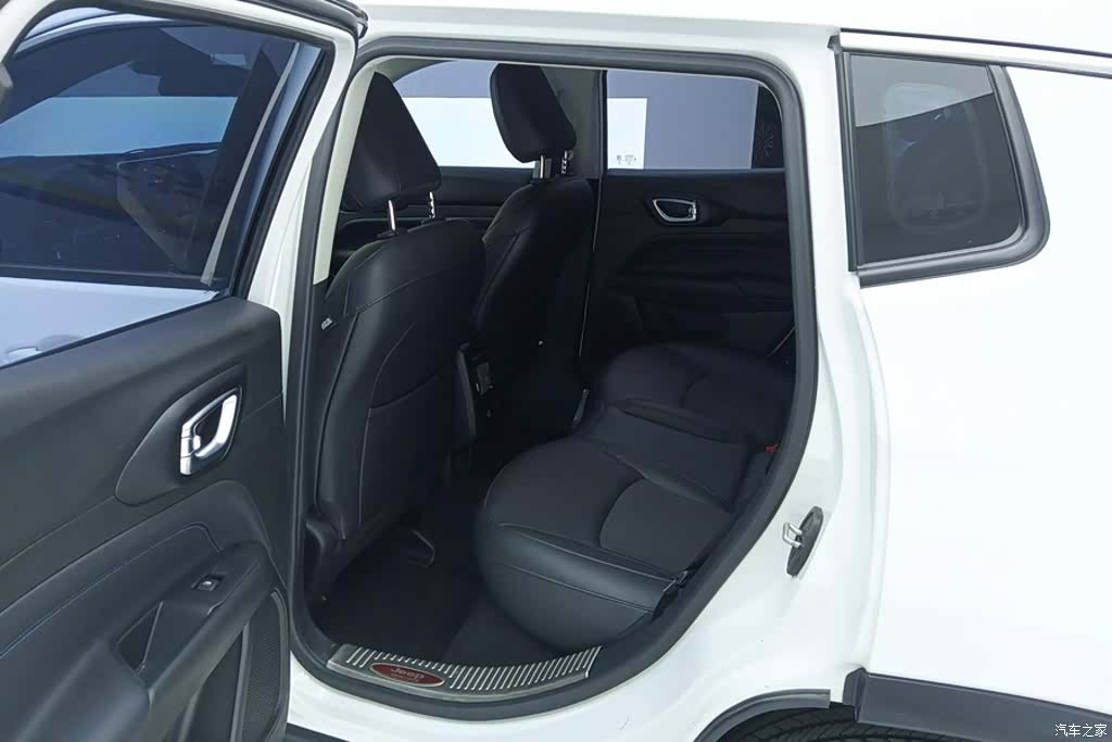 Jeep Compass, 2021 11