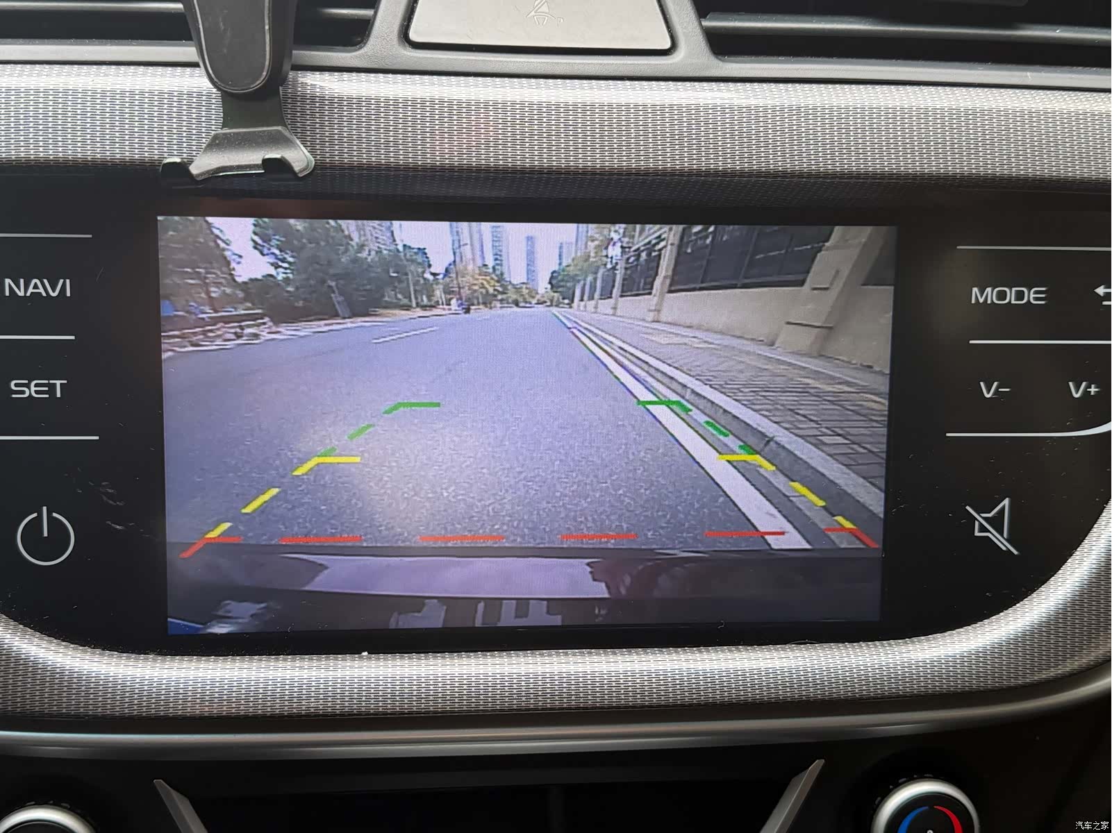 Geely Emgrand, 2018 18
