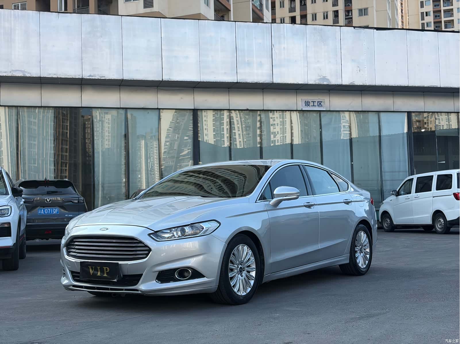 Ford Mondeo, 2014 3