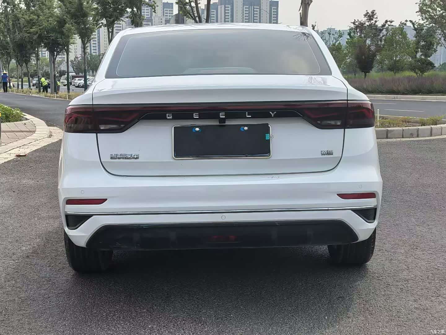 Geely Emgrand, 2023 8