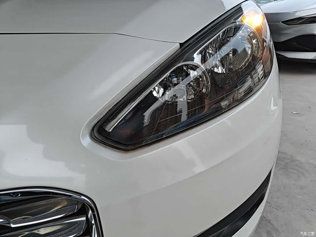 Peugeot 308, 2015 24