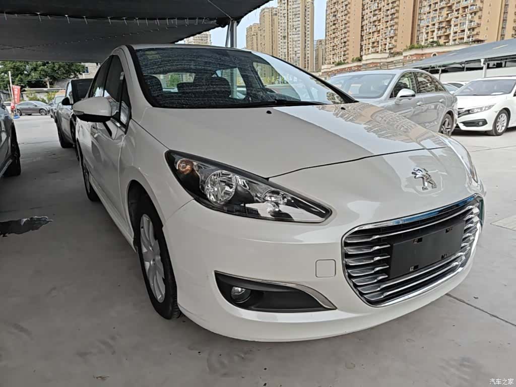 Peugeot 308, 2015 4