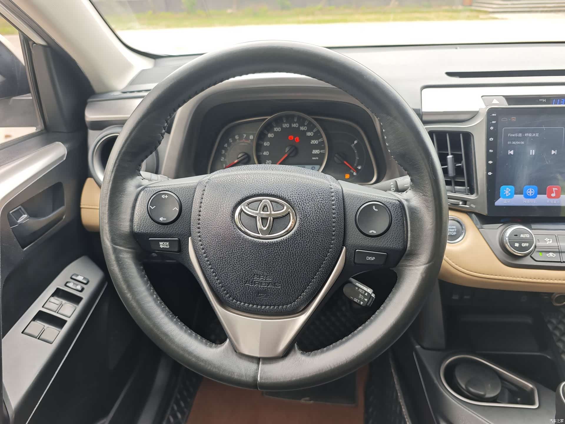 Toyota RAV4, 2017 16