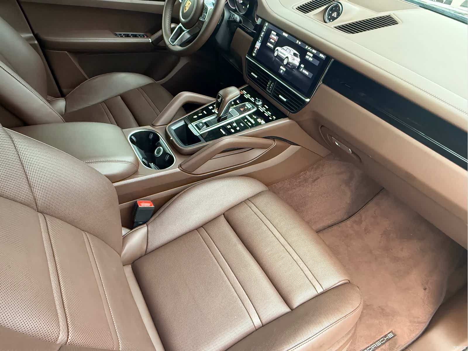 Porsche Cayenne, 2019 9