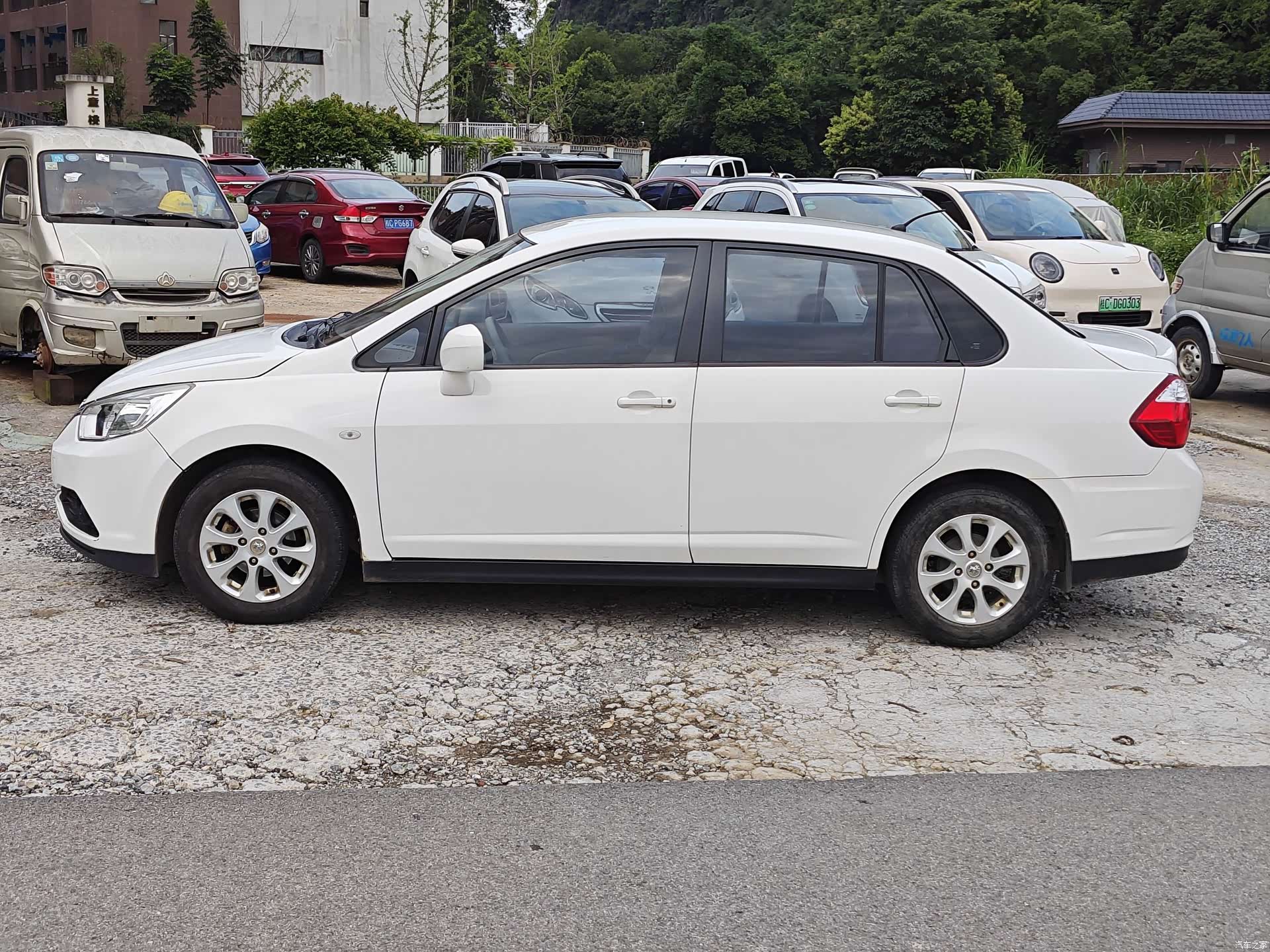 Nissan D50, 2016 9