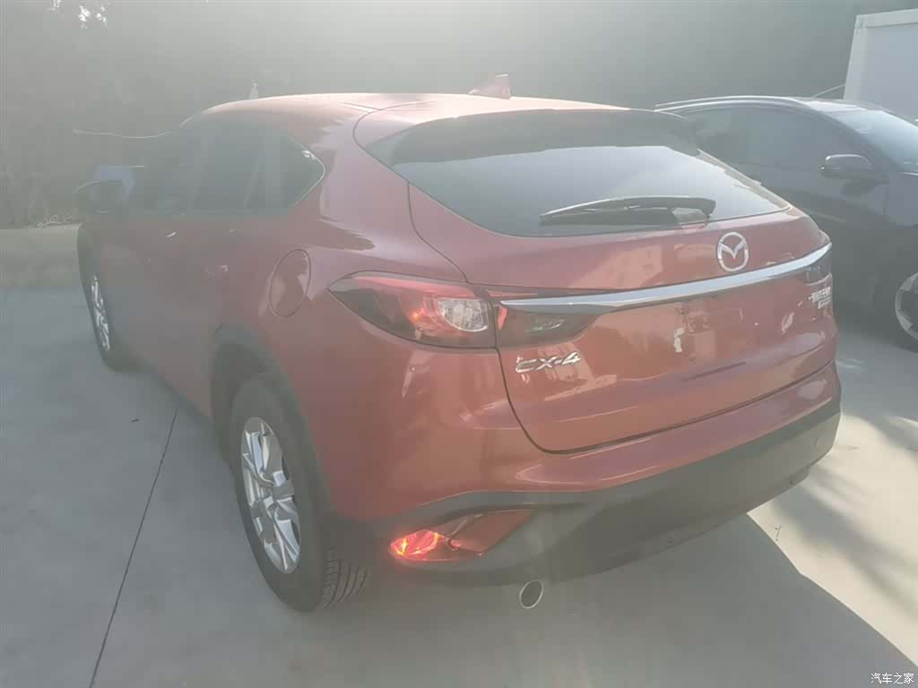 Mazda CX-4, 2017 все фото