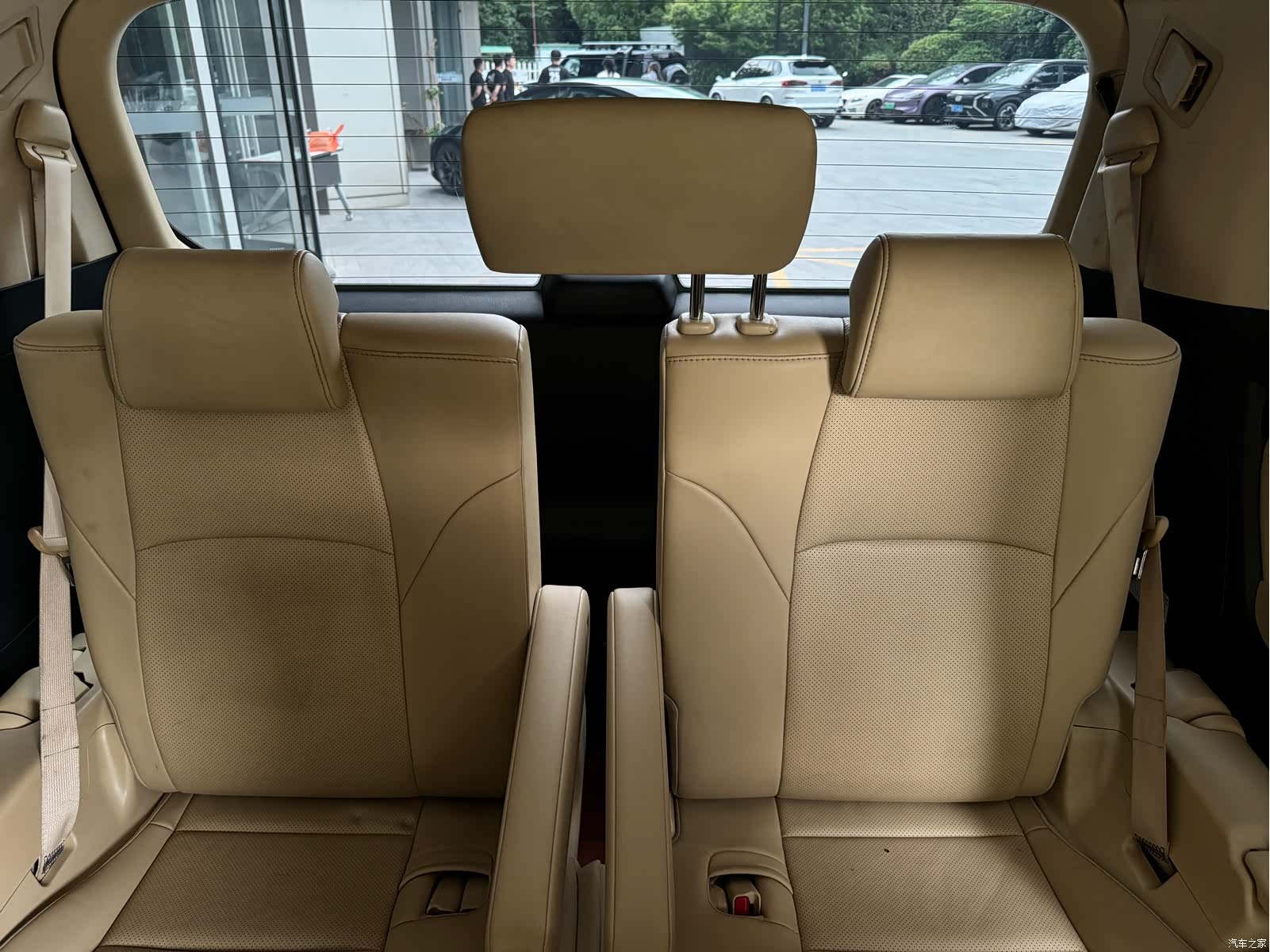 Toyota Alphard, 2019 16