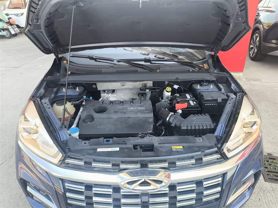 Chery Tiggo 8