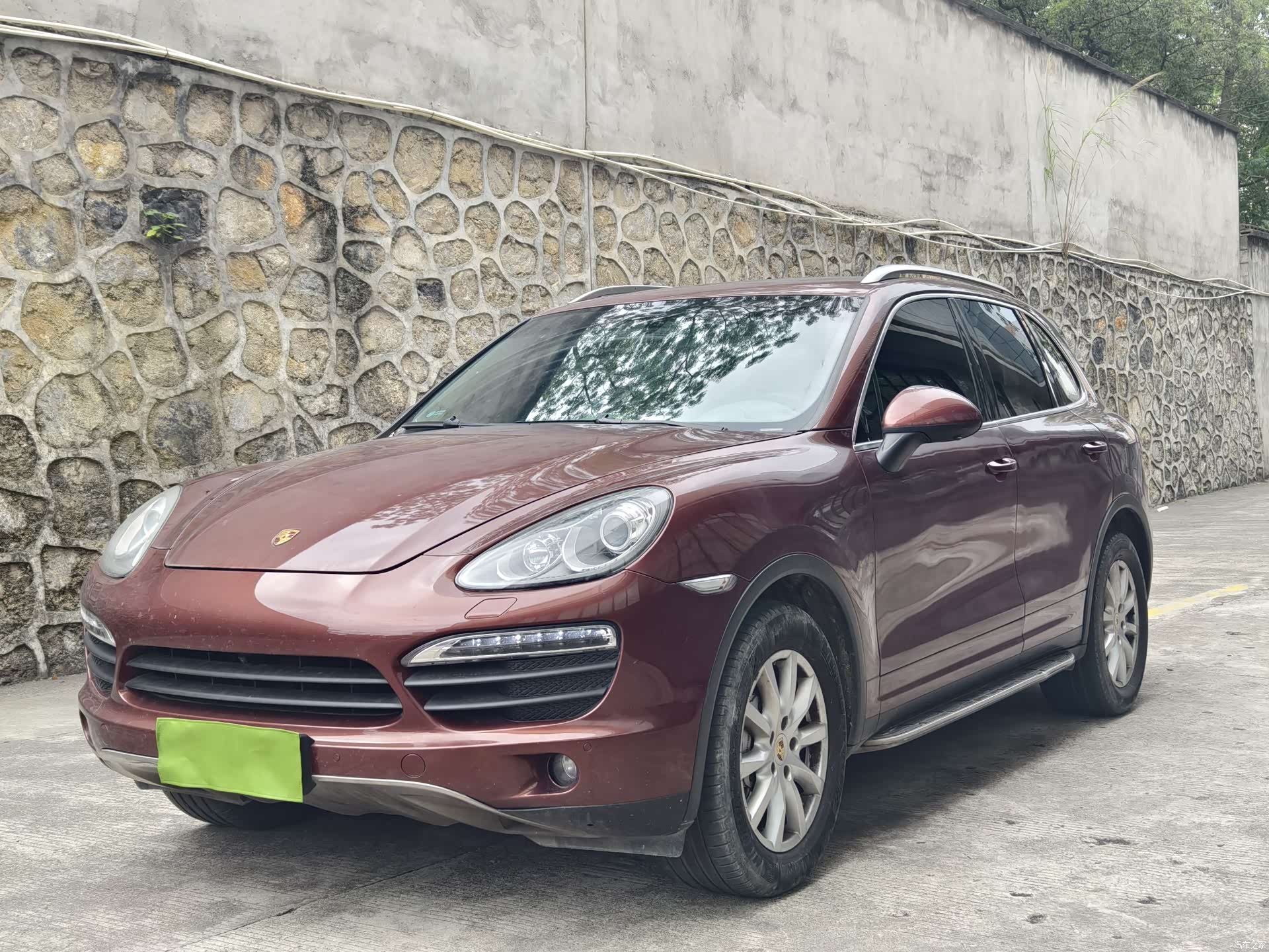 Porsche Cayenne, 2012 7