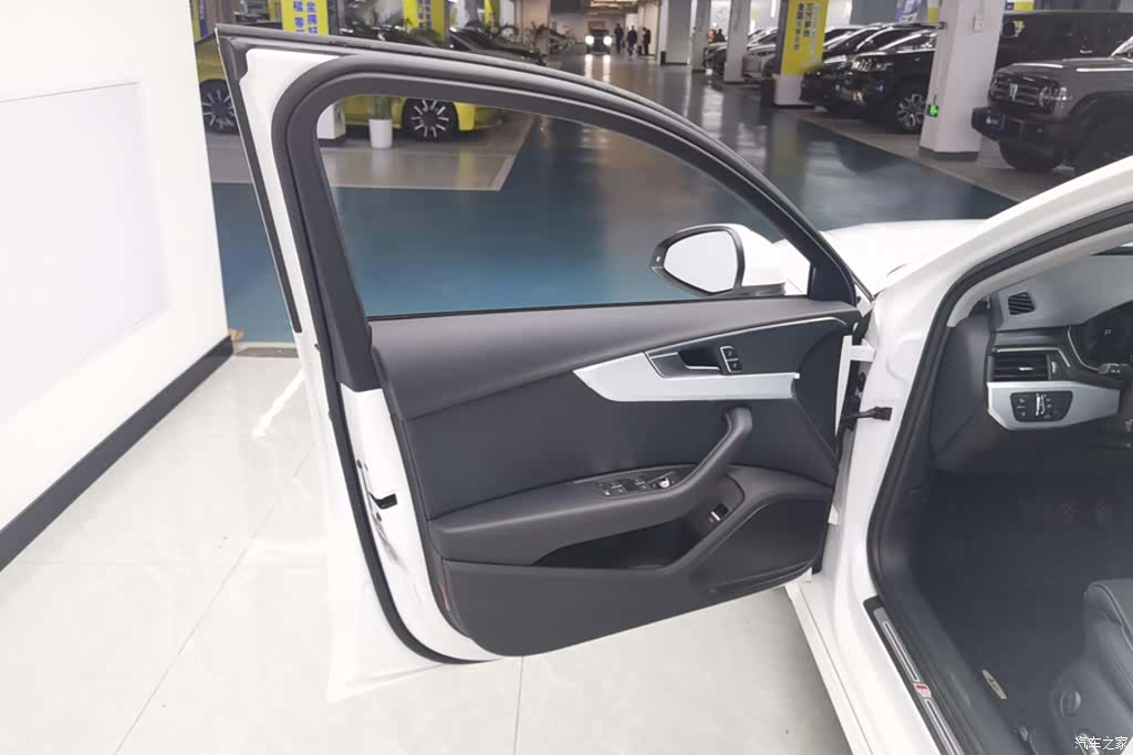 Audi A4L, 2024 7