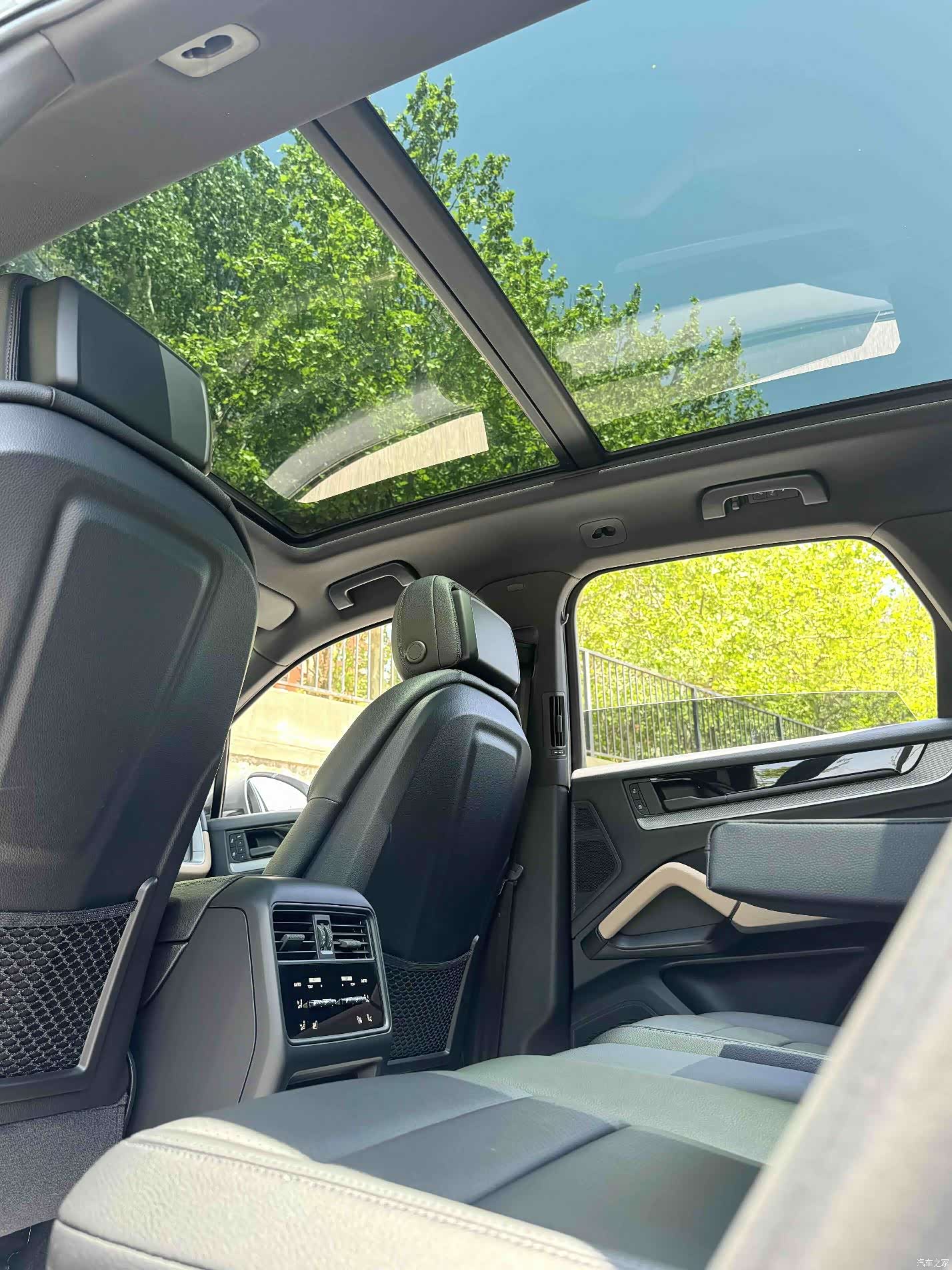 Porsche Cayenne, 2024 21