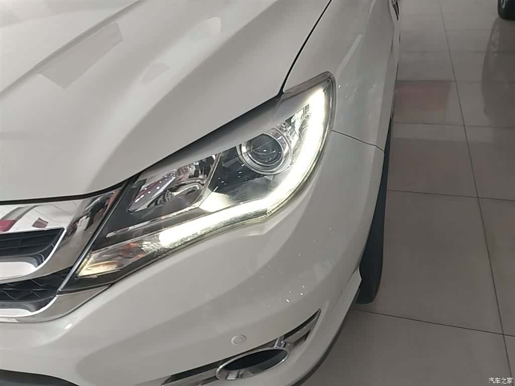 BYD S7, 2015 23