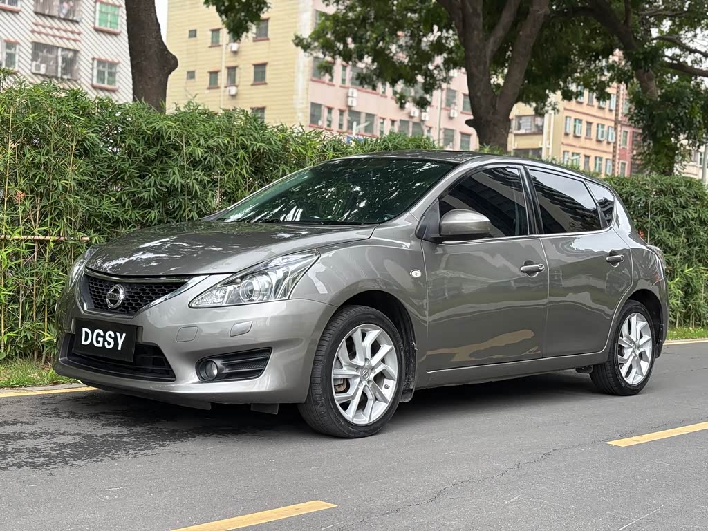 Nissan TIIDA