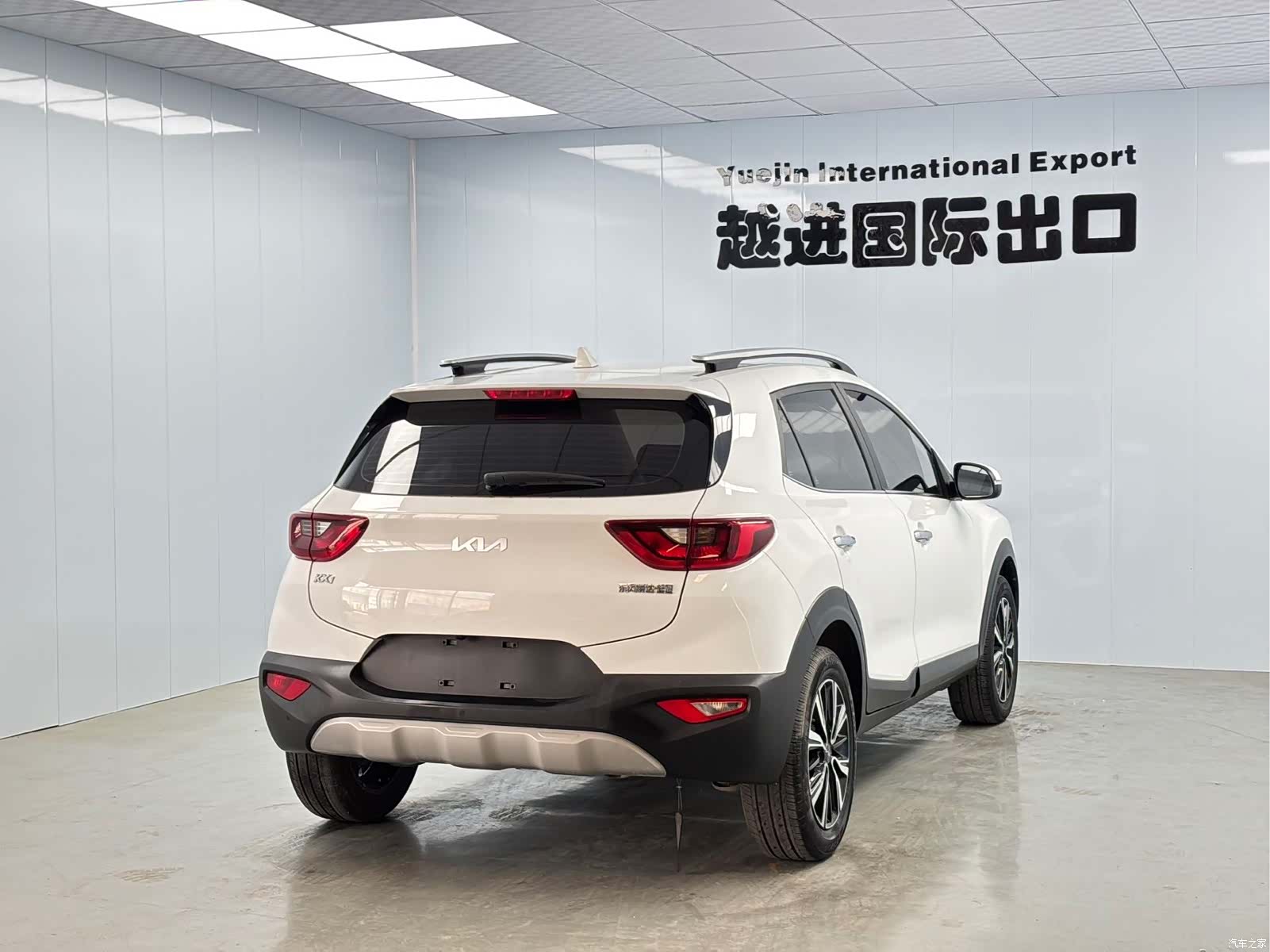 Kia KX1, 2022 10