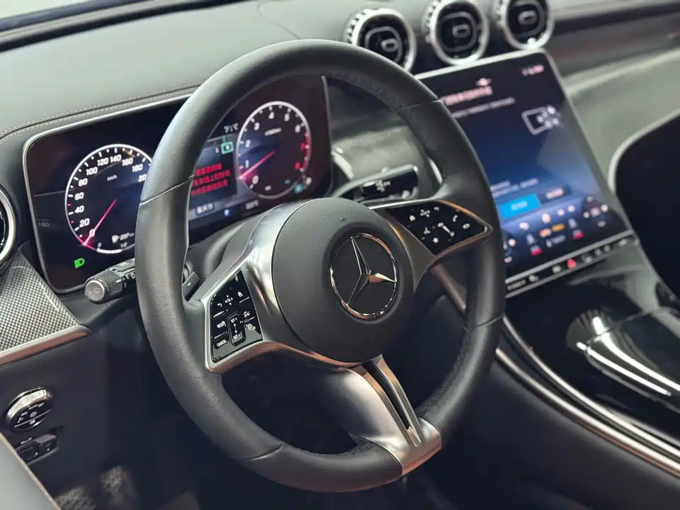 Mercedes-Benz GLC Mercedes-Benz GLC