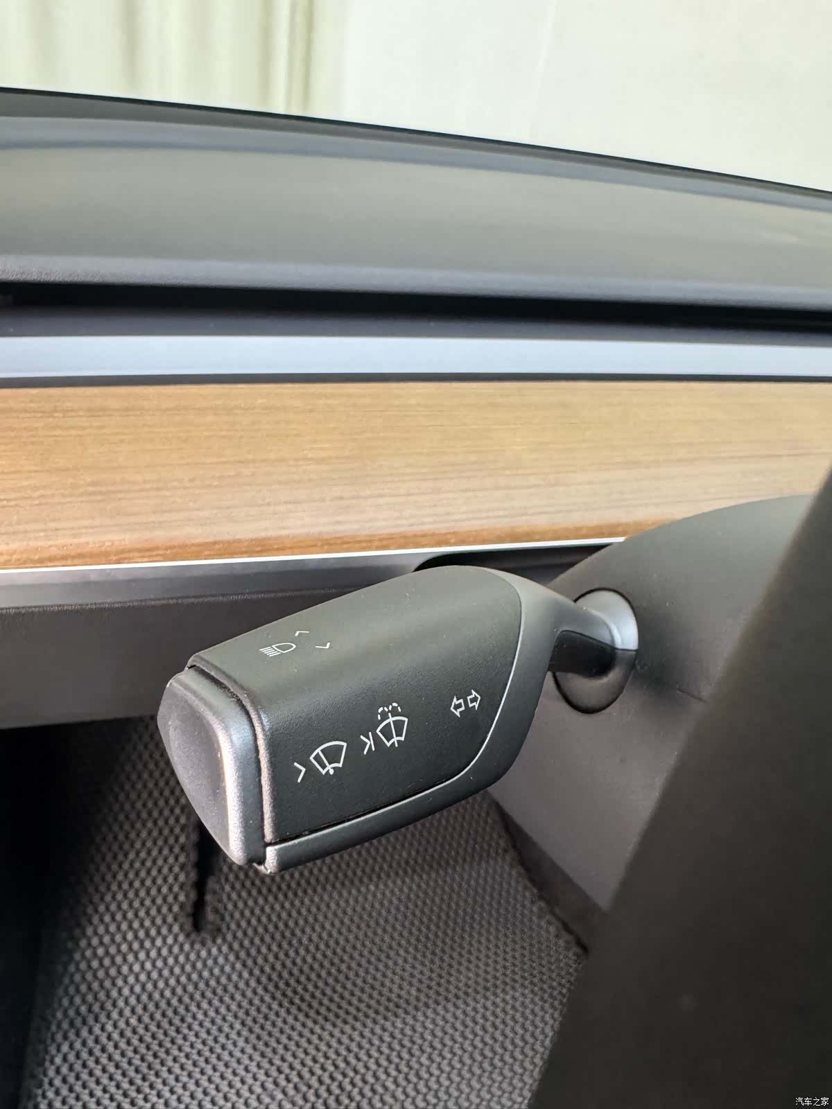Tesla Model 3, 2021 35