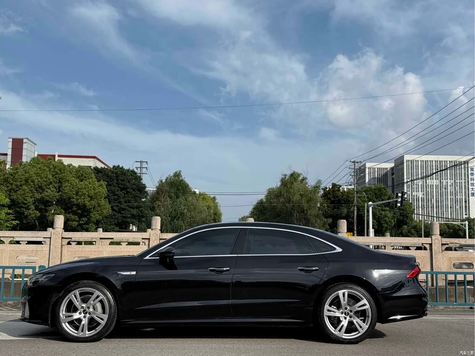 Audi A7L, 2023 3