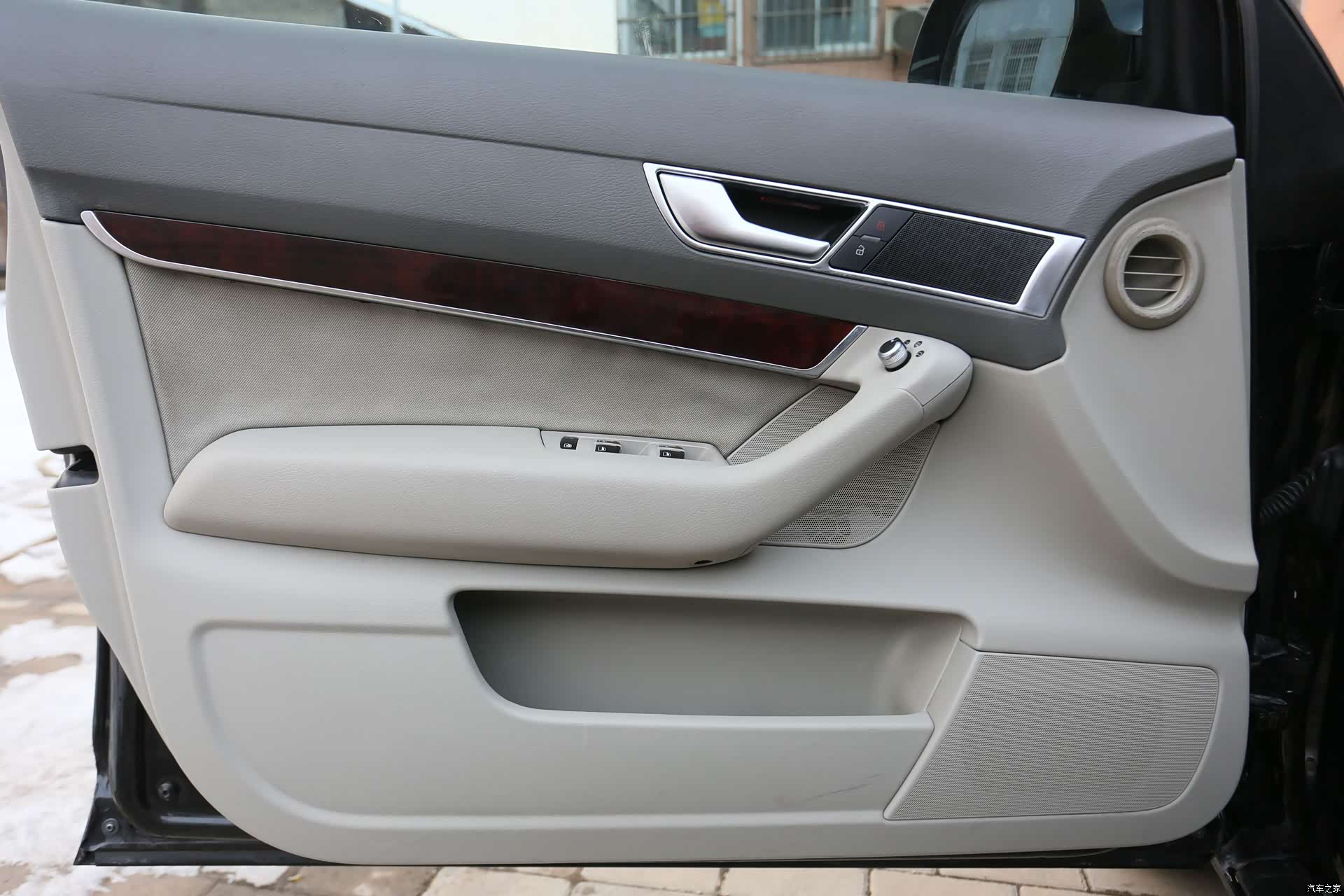 Audi A6L, 2011 12